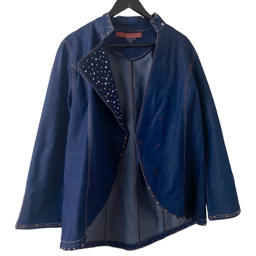 Devine Denim NY Rhinestones Gold Tone Studded Hi Low  Blue  Denim Jacket. Sz 8